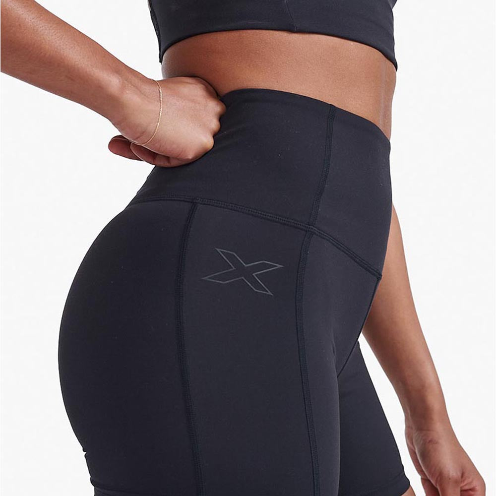 Shop 2XU: Elite Compression Apparel for Peak Performance and Rapid Recovery in Every Move | Running Lab