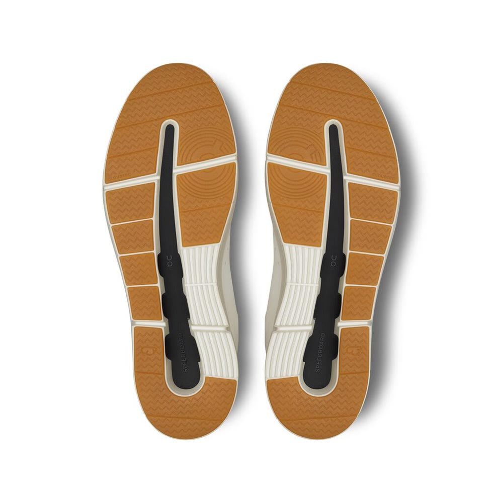 On Men The Roger Advantage - White / Spice