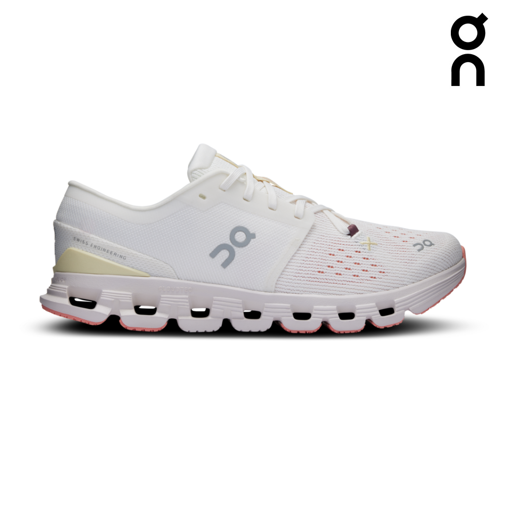 On Running Women Cloud X 4 - Ivory / Sand