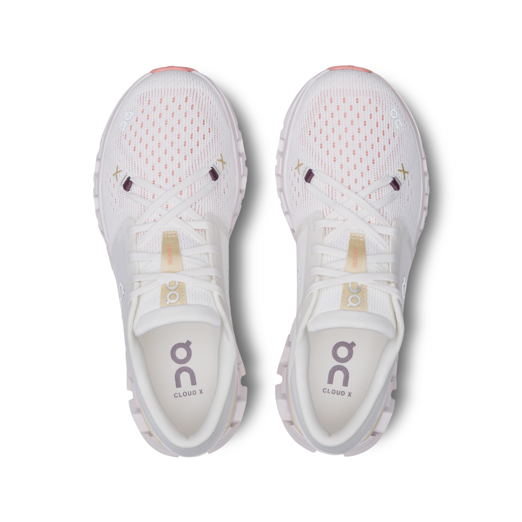On Running Women Cloud X 4 - Ivory / Sand