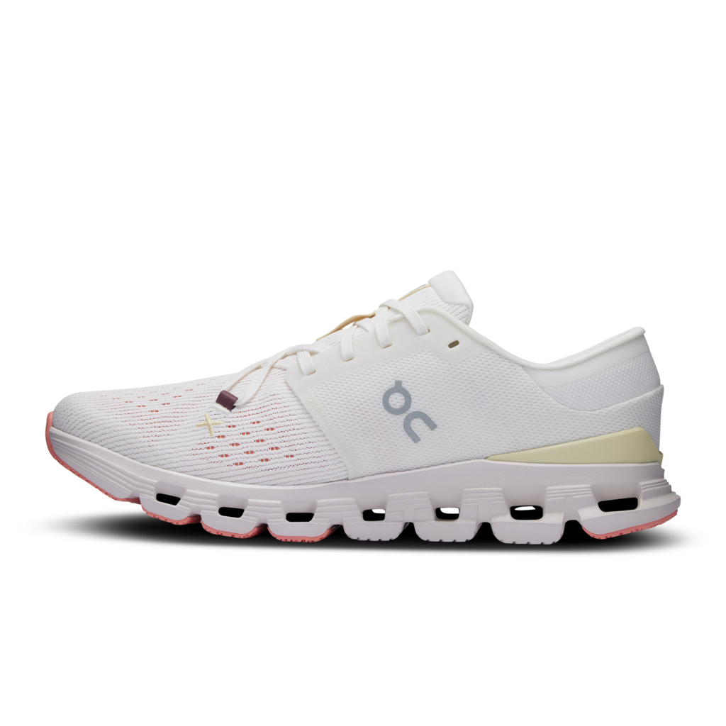 On Running Women Cloud X 4 - Ivory / Sand