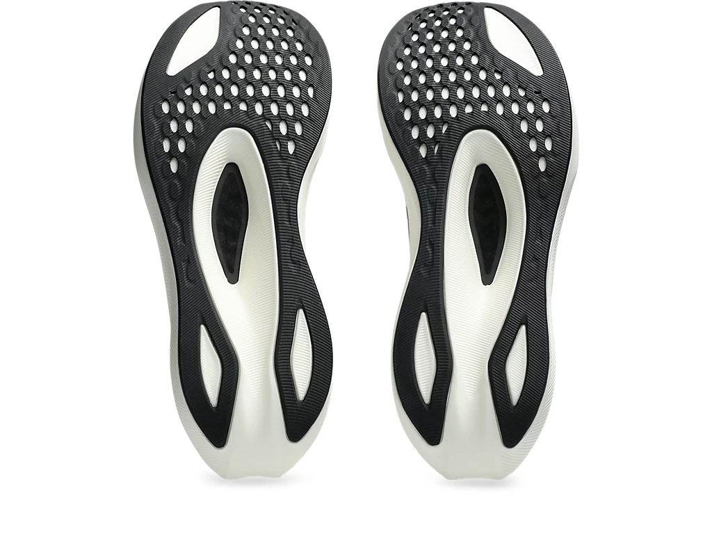 ASICS Women Magic Speed 4 - White / Black