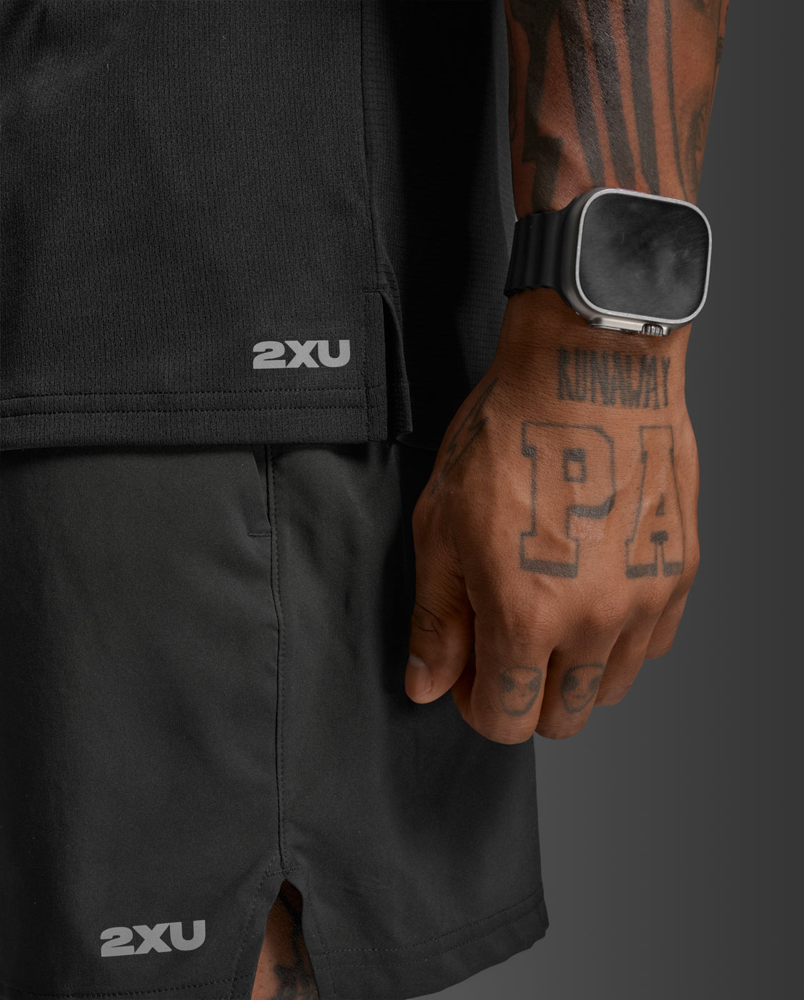 2XU Men Aero Mesh Tee - Black / Silver Reflective