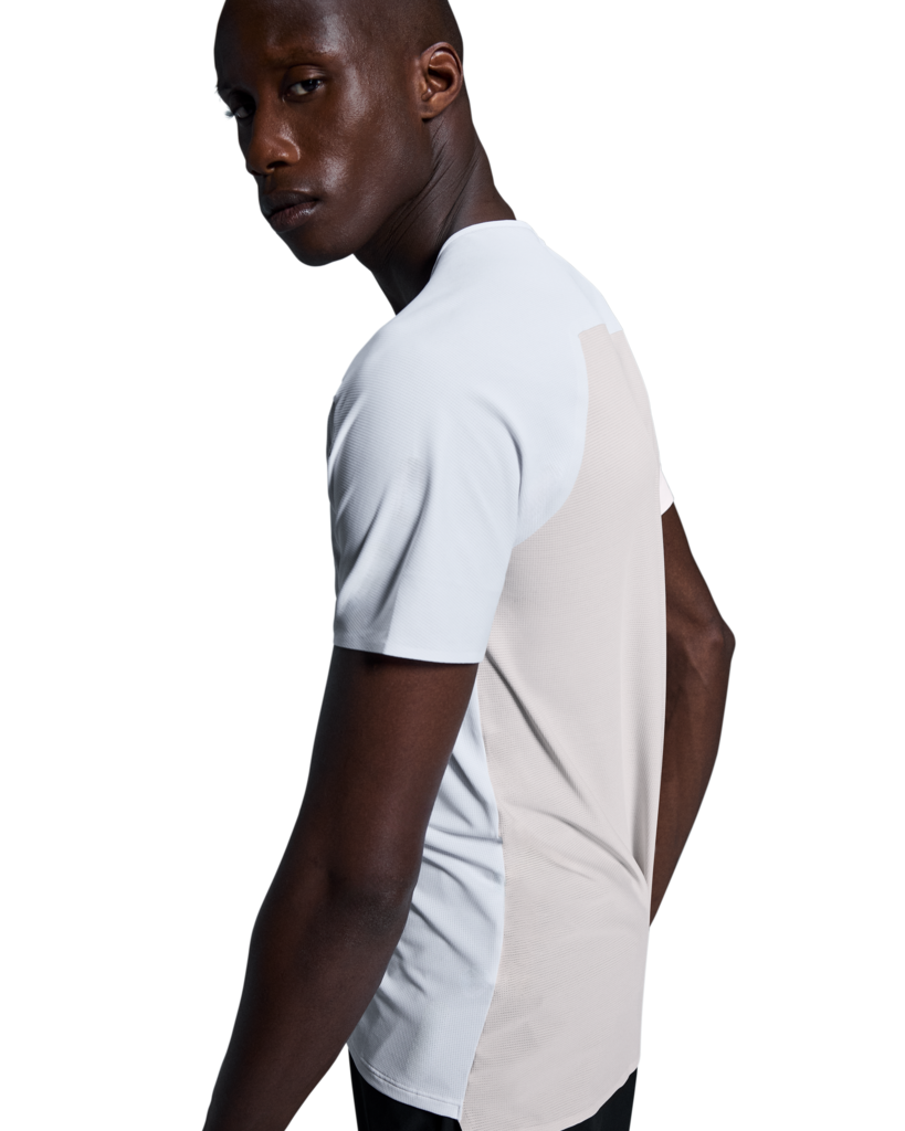 On Men Performance-T - White / Silver