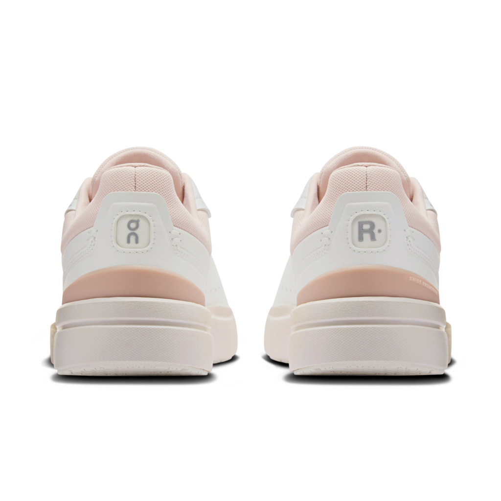 On Women The Roger Advantage - White / Rosehip
