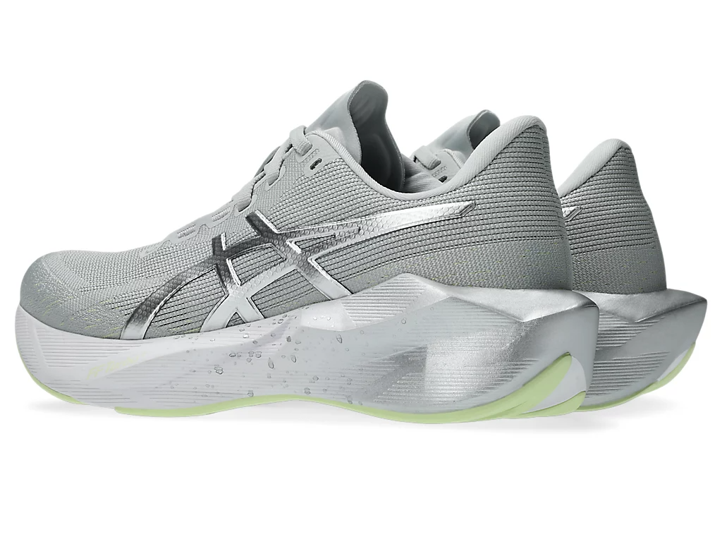 Asics Women Novablast 6 - Platinum Platinum / Glow Green