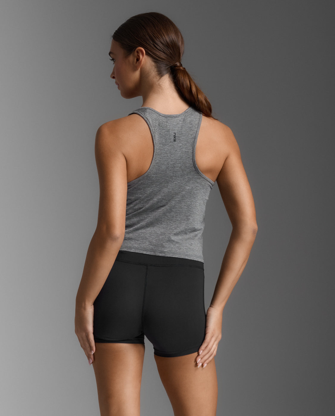 2XU Women Form Soft Jersey Crop Tank - Harbor Mist / Black