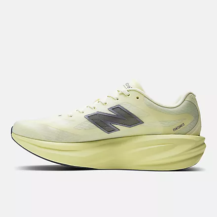 New Balance Men SuperComp Rebel - Pistachio Butter / Morel