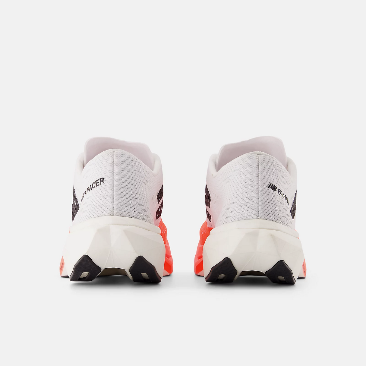 New Balance Men FuelCell SuperComp Pacer V2 - Urgent Red