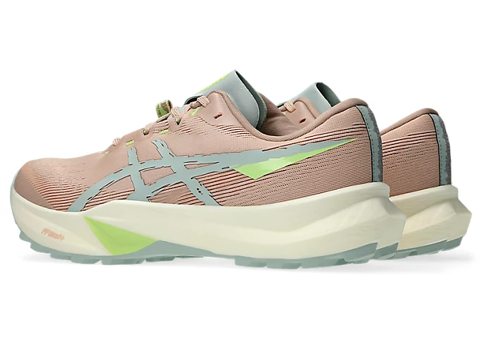 ASICS Women Fuji Lite 6 - Pale Apricot / Lichen Rock