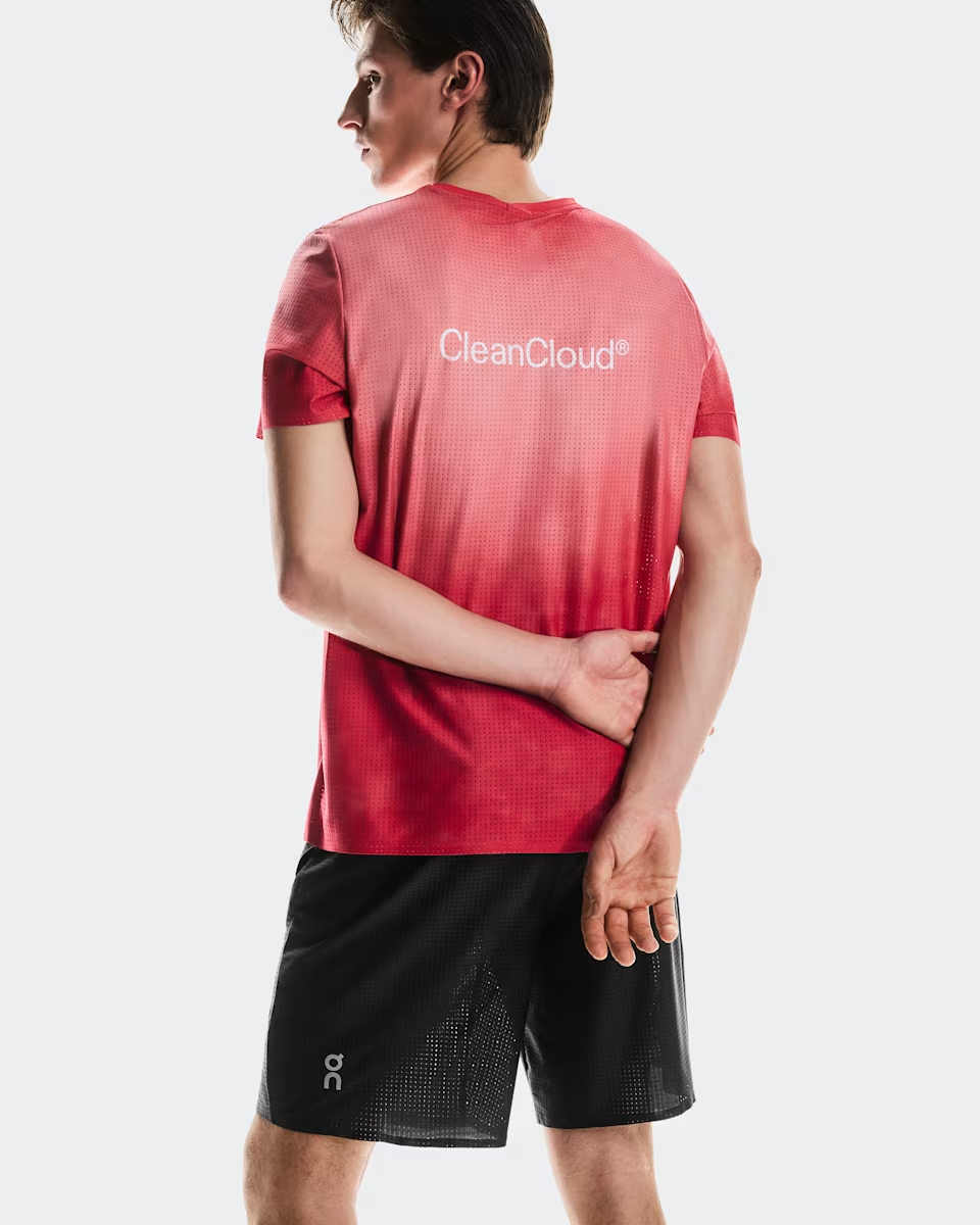 On Men Pace Mesh Shorts - Black