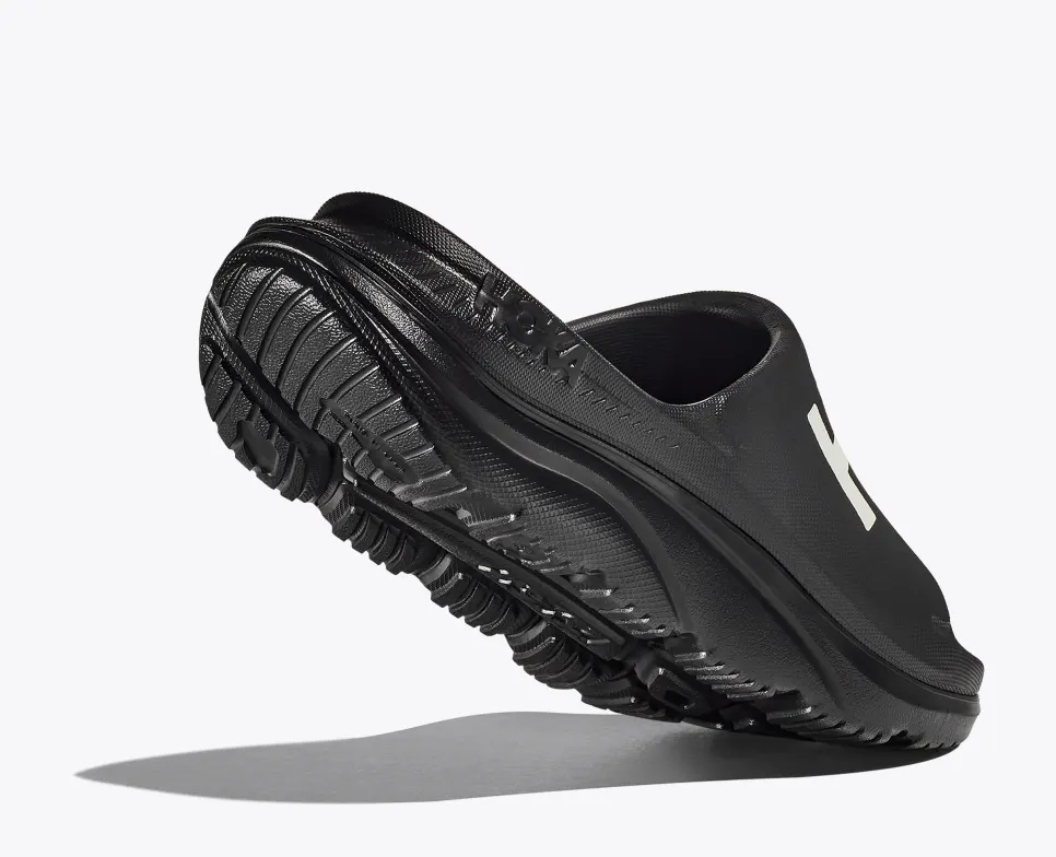 HOKA Unisex Ora Athletic Slide - Black / White