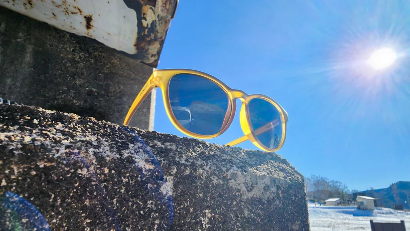 Sunday Shades Surge - Mossy Rock