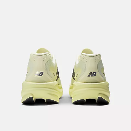 New Balance Men SuperComp Rebel - Pistachio Butter / Morel