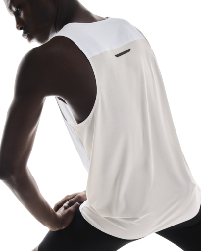 On Men Performance Tank - White / Silver