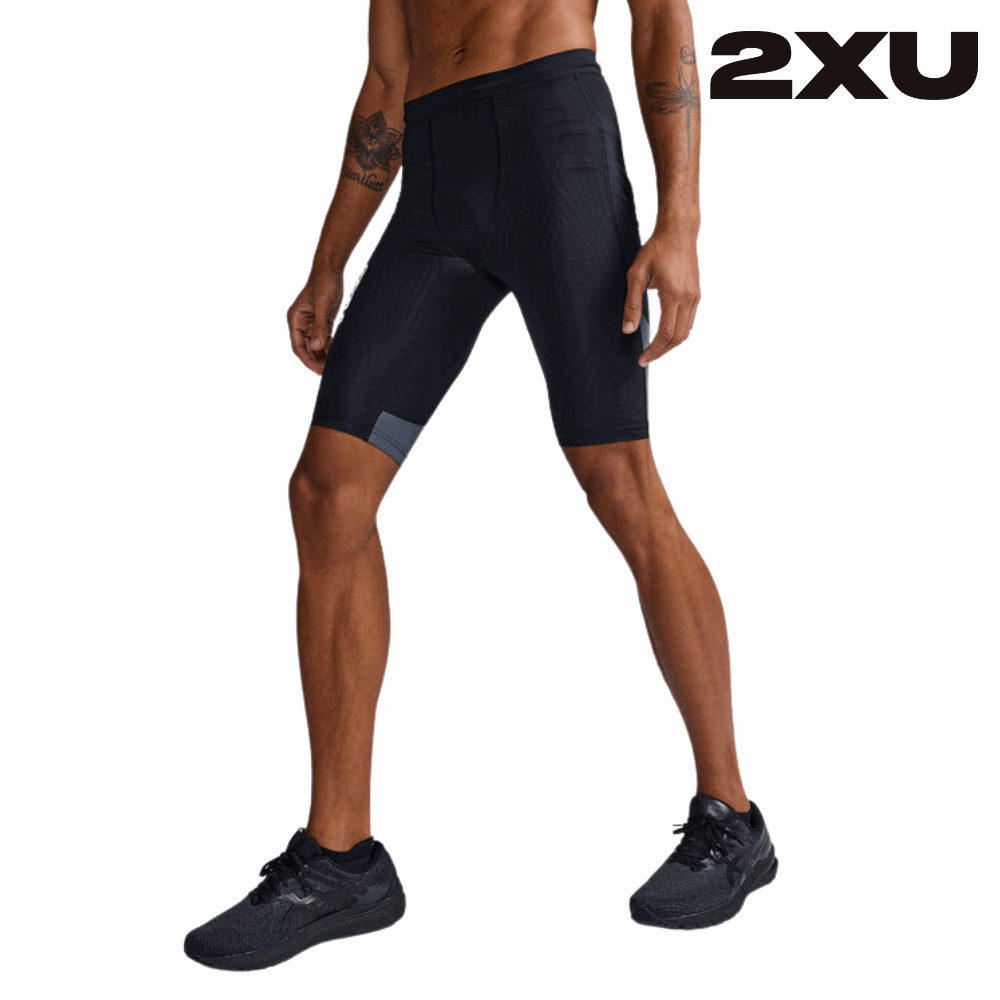 2XU Men Light Speed React Compression Shorts - Black / White 2XU Men Light Speed React Compression Shorts - Black / White