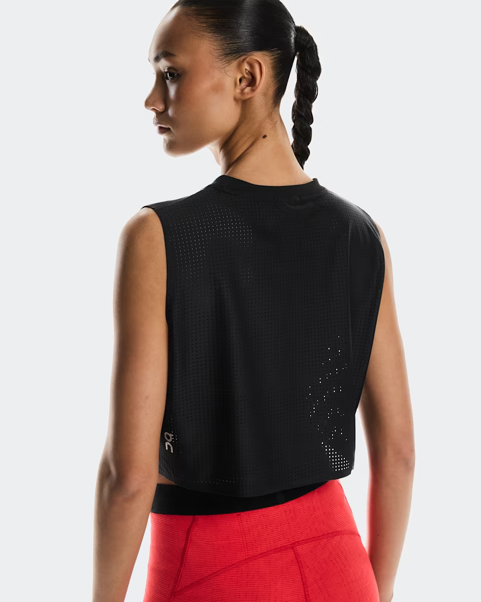 On Women Pace Tank - Black