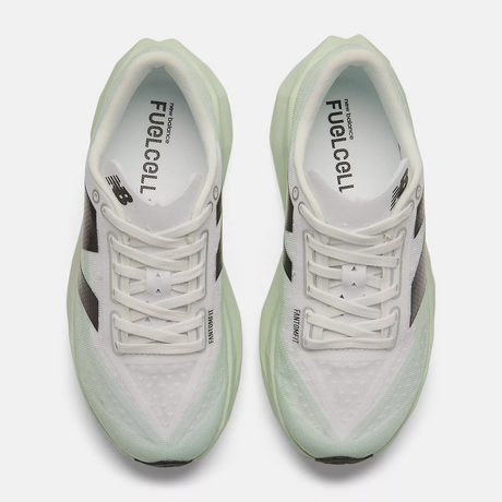 New Balance Women FuelCell Rebel V4 - Clay Ash / White