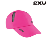 2XU Unisex Run Cap - Fuchsia / Black