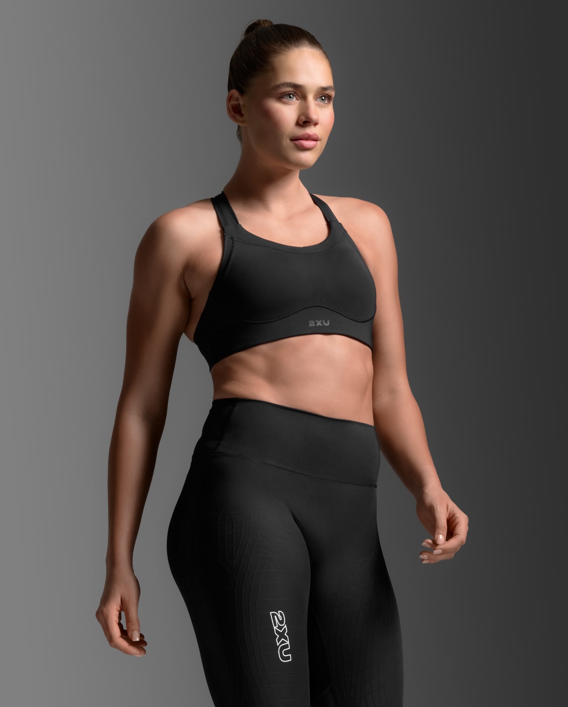 2XU Women Light Speed High Impact Sports Bra - Black / Silver Reflective