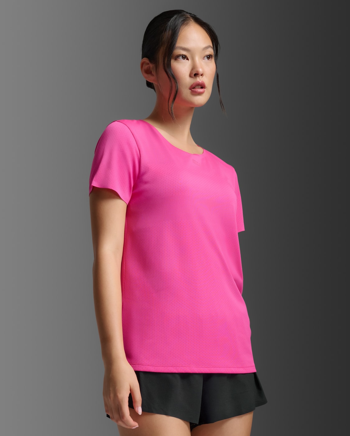 2XU Women Light Speed Tech Tee - Fuchsia / Fuchsia Reflective