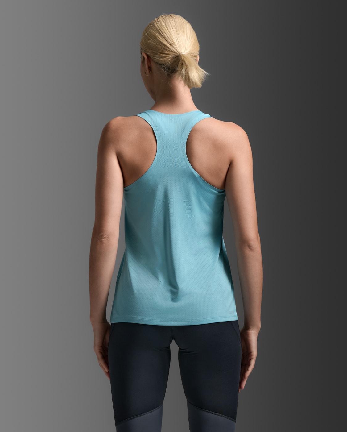 2XU Women Light Speed Tech Singlet - Retro Blue / Retro Blue Reflective