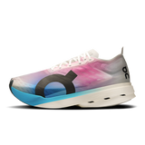 On Men Cloudboom Strike - White / Horizon