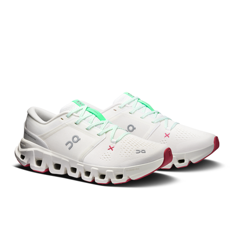 On Women Cloud X 5 - Ivory / Ice