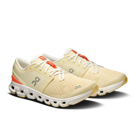 On Women Cloud X 4 - Castor / Flame