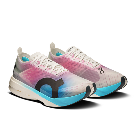 On Women Cloudboom Strike - White / Horizon