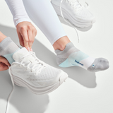 Feetures Active Elite Ultra Light Cushion No Show Tab - Gray Sky