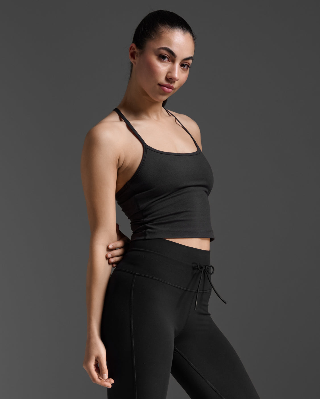 2XU Women Flex Crop Tank - Black / Black