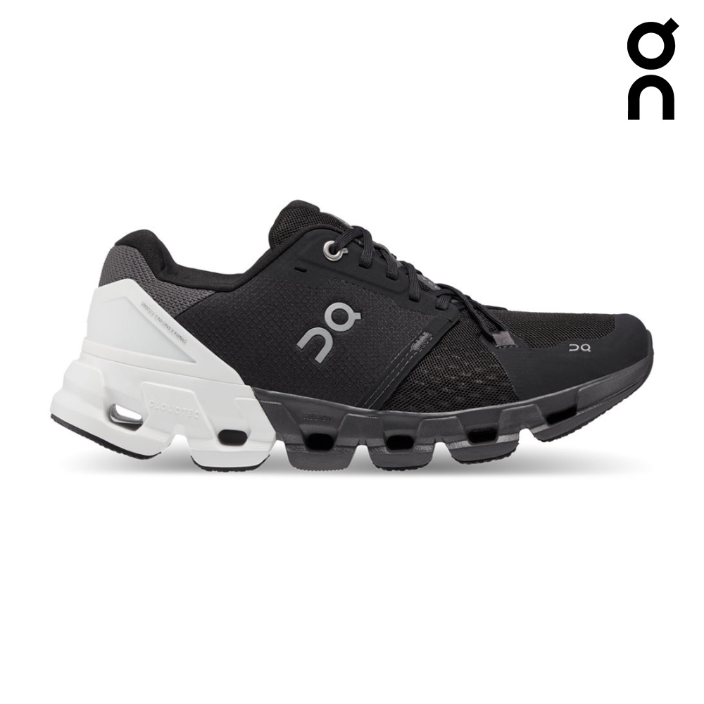 On Running Men Cloudflyer Wide Black White – Running Lab