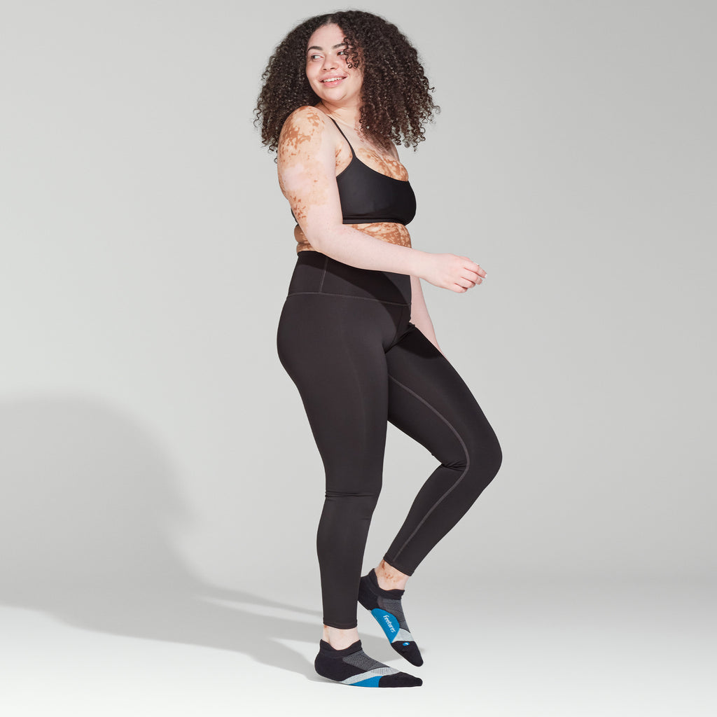 Feetures Active Elite Light Cushion No Show Tab - Black Sea