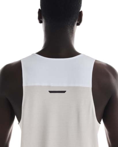 On Men Performance Tank - White / Silver
