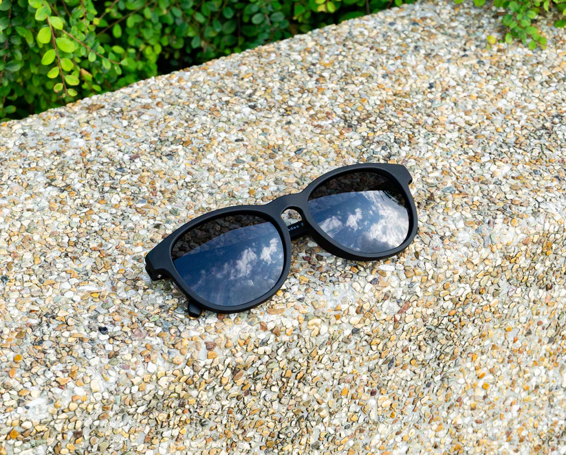 Sunday Shades Surge - Dark Side