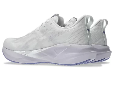 ASICS Women Novablast 5 Wide - White / Lilac Hint