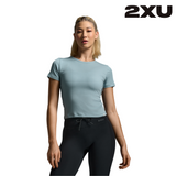 2XU Women Fluid Ribbed Crop Tee - Chambray / White