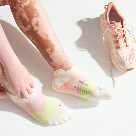 Feetures Active Elite Ultra Light Cushion No Show Tab - Sandy Melon