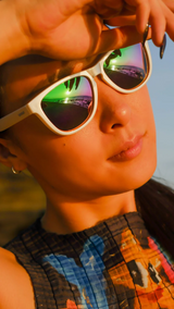 Sunday Shades Classic - Starstruck