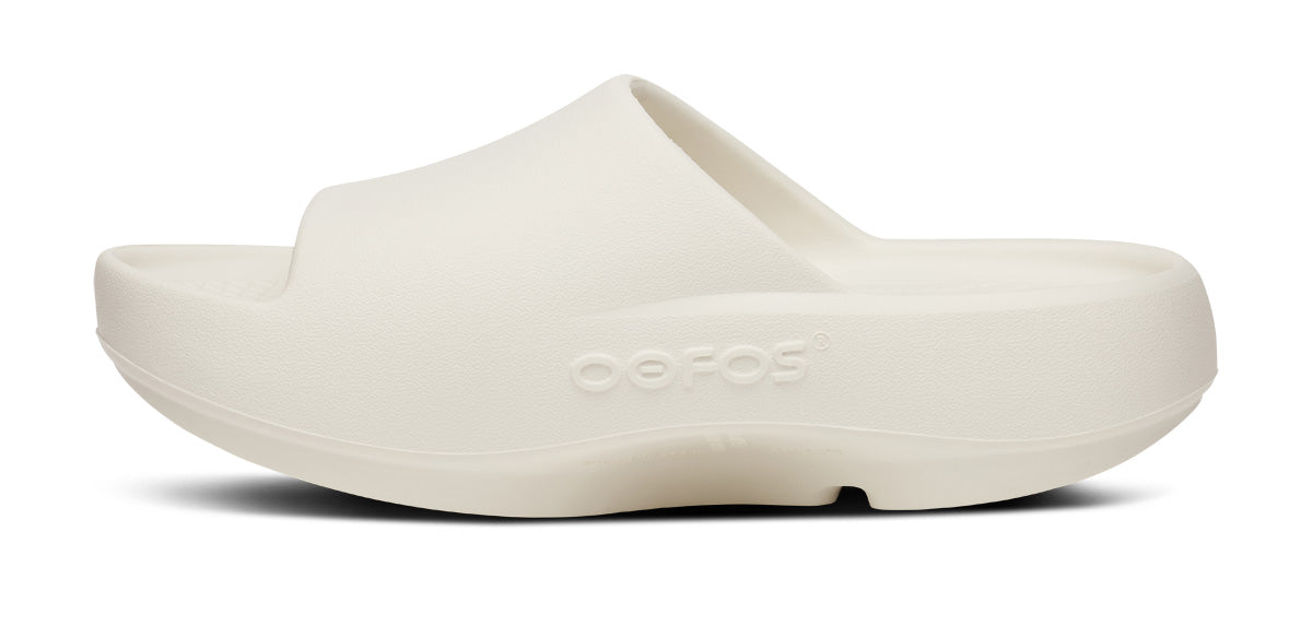OOFOS Unisex Ooahh Plus - Chalk